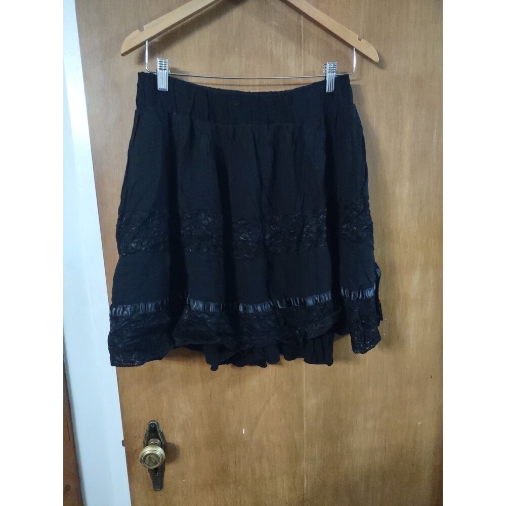 Studio 253 Black Floral Roses Lace Skirt Gothic Witchy Punk Boho Alternative L